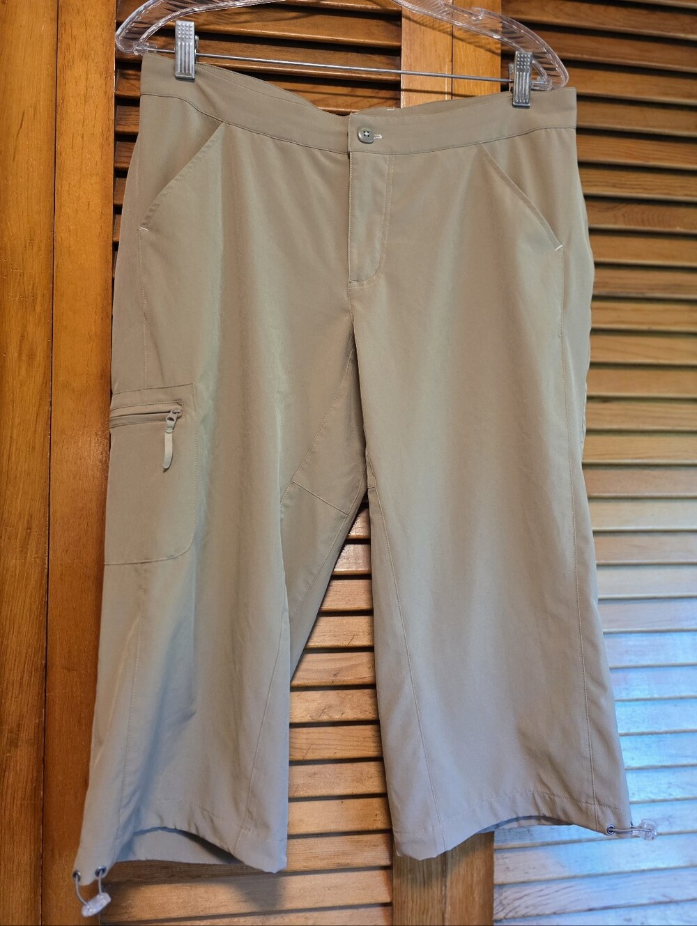 Golite Beige/Tan Outdoor Hiking Capri Women's Sustainable Pants Size M